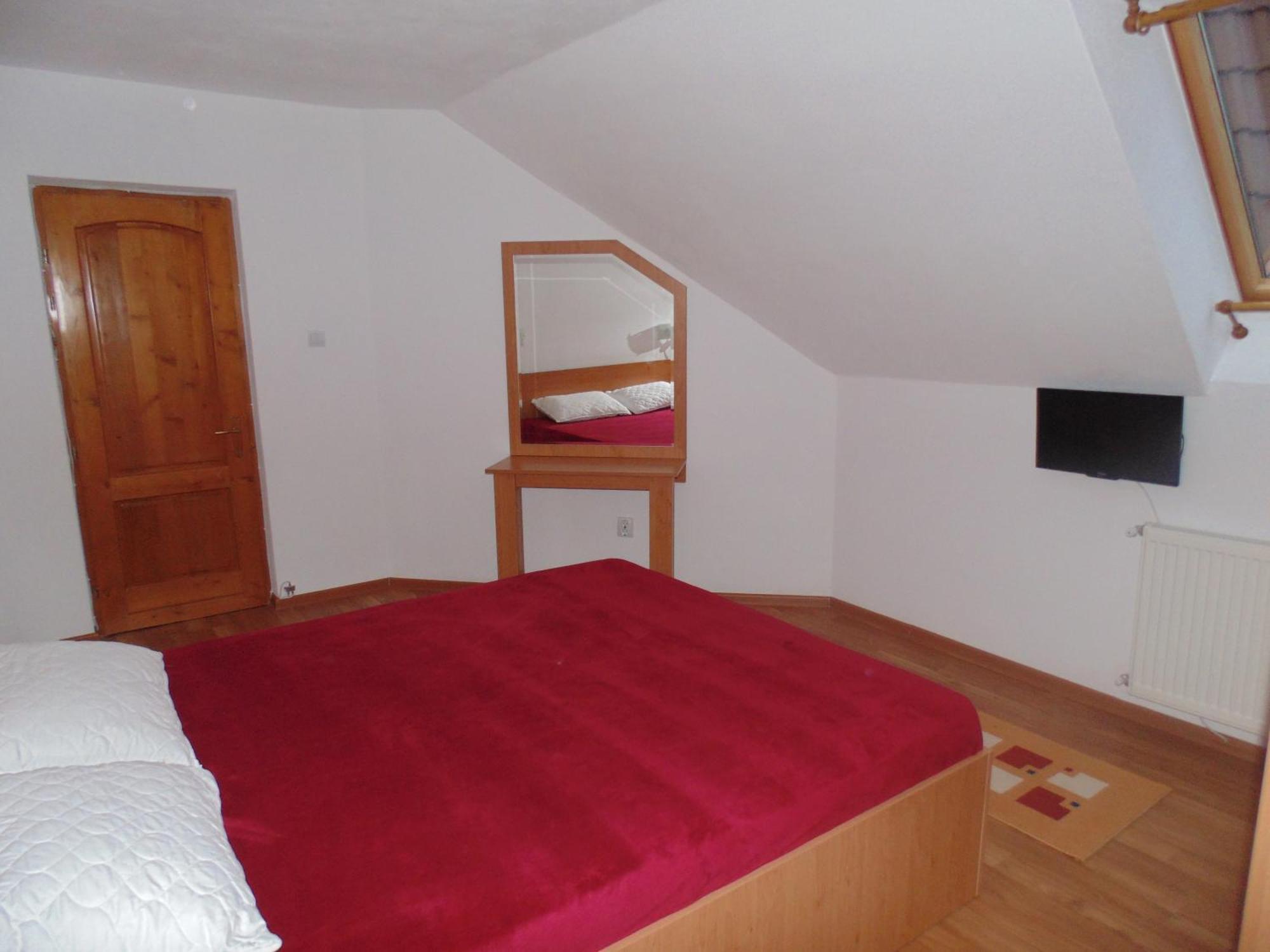 Casa Dancs Hotel Covasna Cameră foto