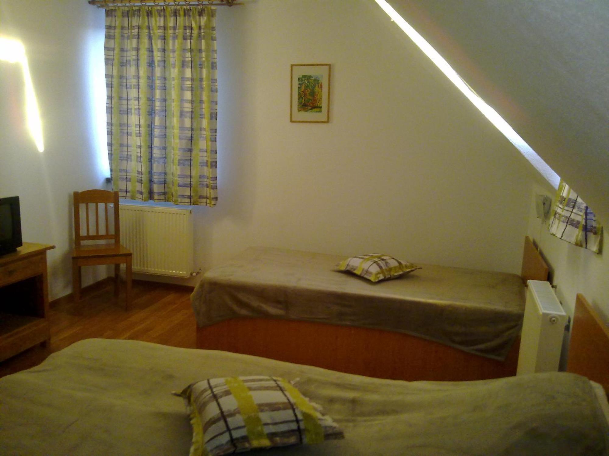 Casa Dancs Hotel Covasna Cameră foto